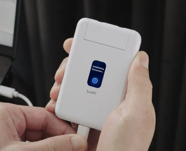 UniFi Travel Router : test et avis complet